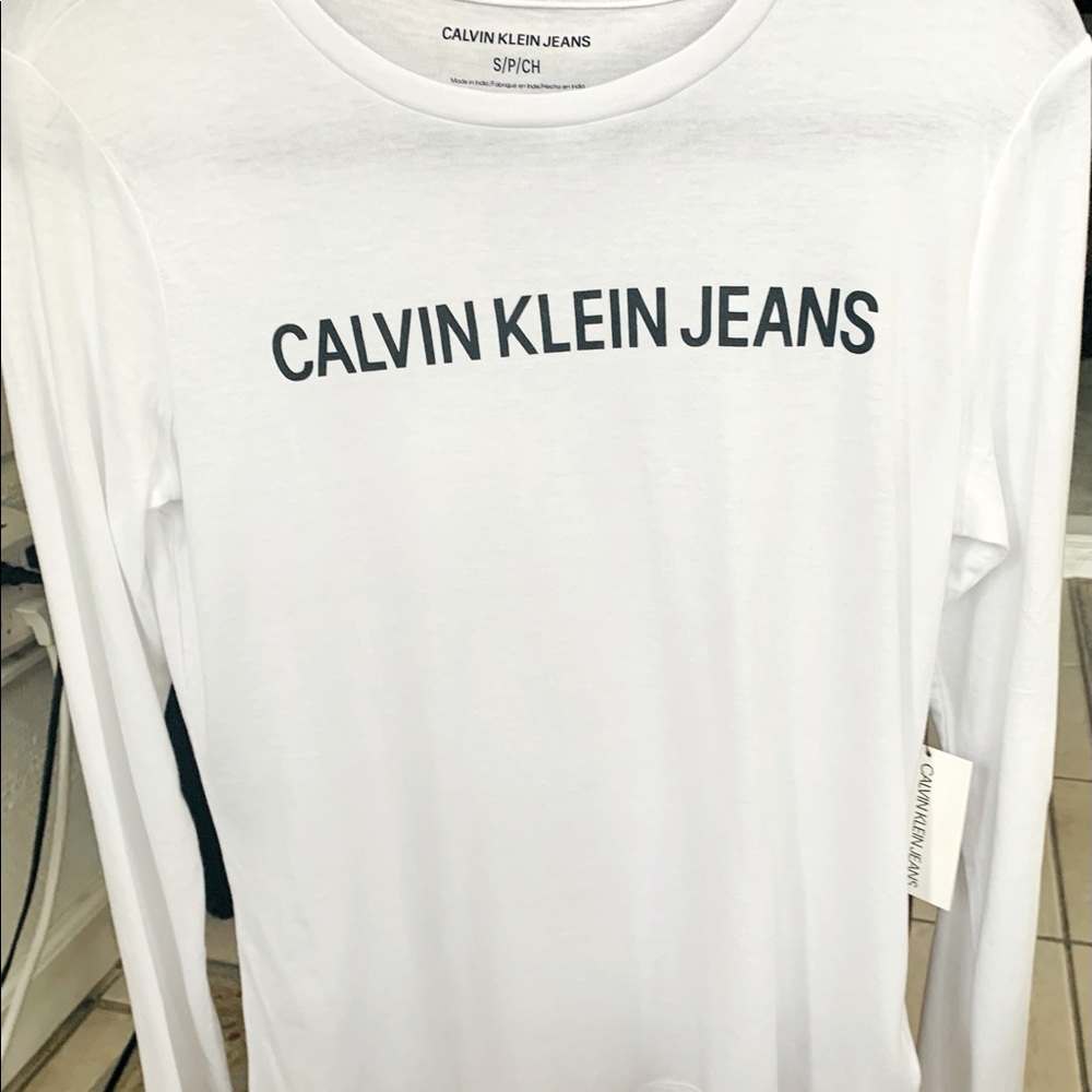 Calvin Klein NWT Basic White Top S